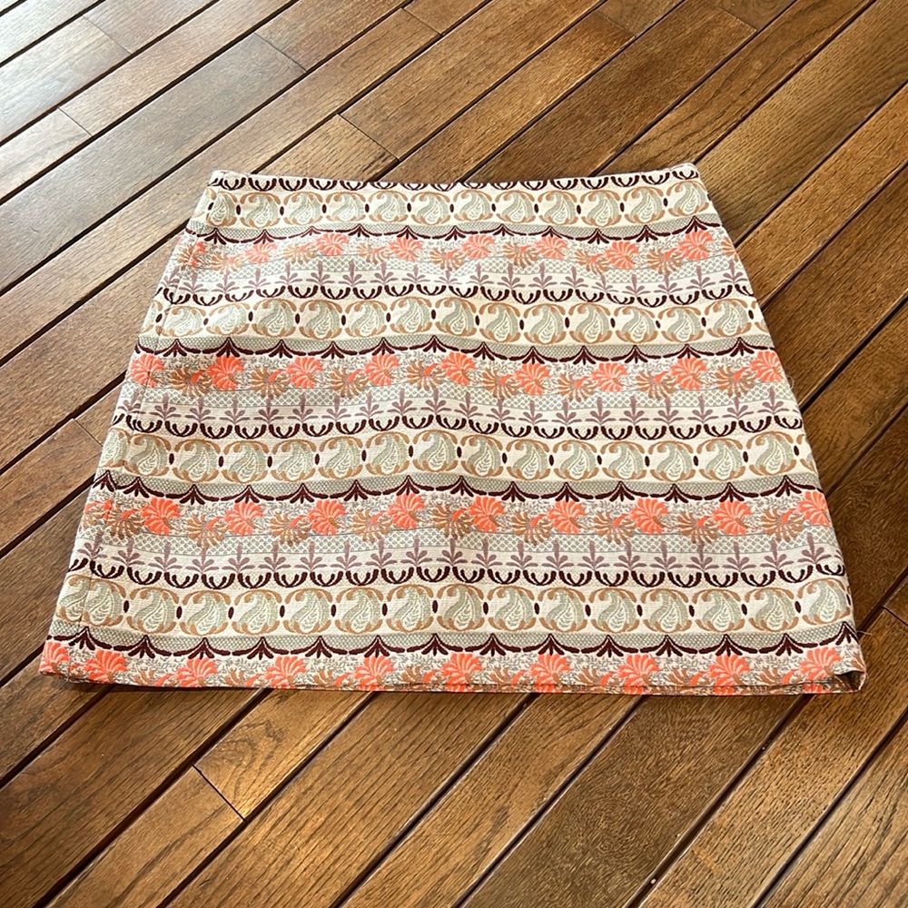 Loft skirt